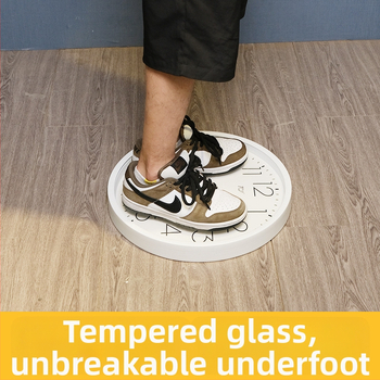 Fali kvaros óra, kör alakú, egyoldalas, fém ház, 4 cm vastagság, számlap laminált papírból, elemmel működik, modern minimalist design