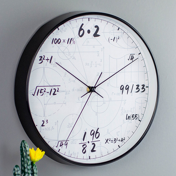 Стенно часовник с плавно движение на секундите, батерийно захранване, корпус от пластмаса, циферблат PVC, Pegasus движение