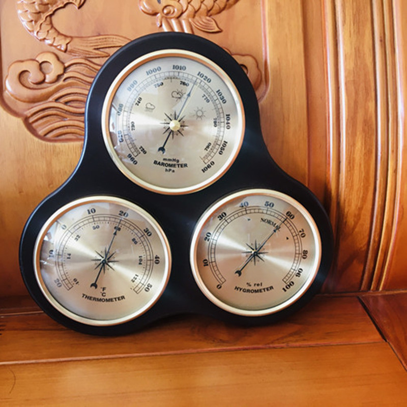 Стенно часовник с метеорологична станция, термометър, хигромер, барометър, прогноза за времето, прозрачно стъкло