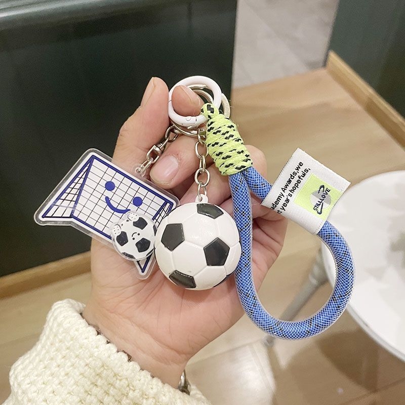 Ključni privezak s sportskim motivima (badminton, tenis, nogomet, košarka); akril; jednostavan i moderan stil; marka Other Homes