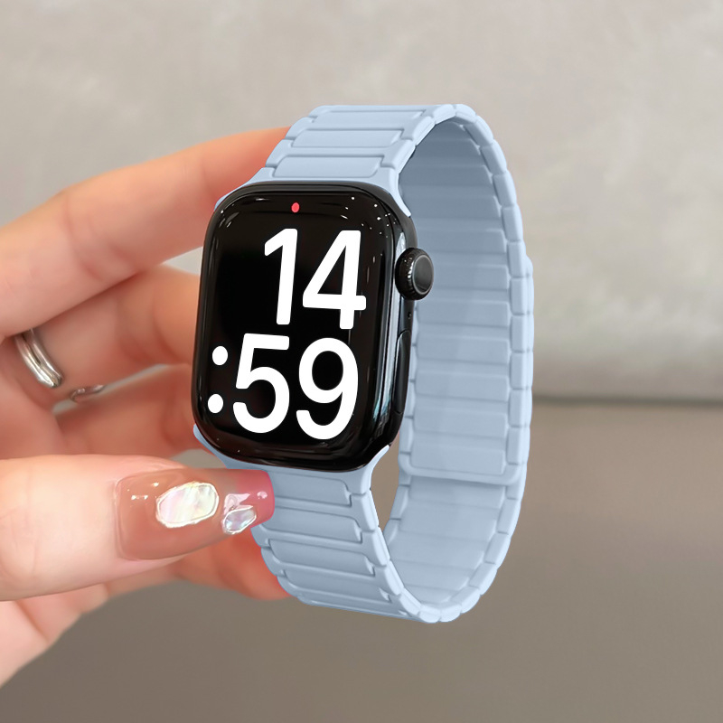 Silikonska magnetska narukvica za Apple Watch S10, 38–49 mm, moderan dizajn