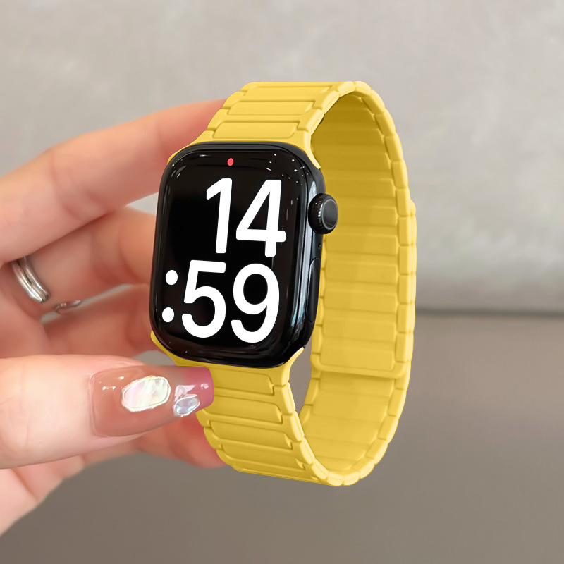Silikonska magnetska narukvica za Apple Watch S10, 38–49 mm, moderan dizajn