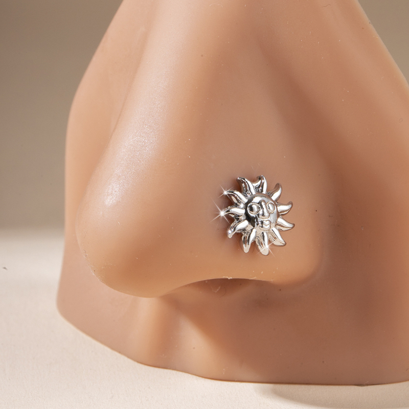 Nazalni piercing – mjesec i zvijezda, unisex, vintage srebro, čistoća 99%