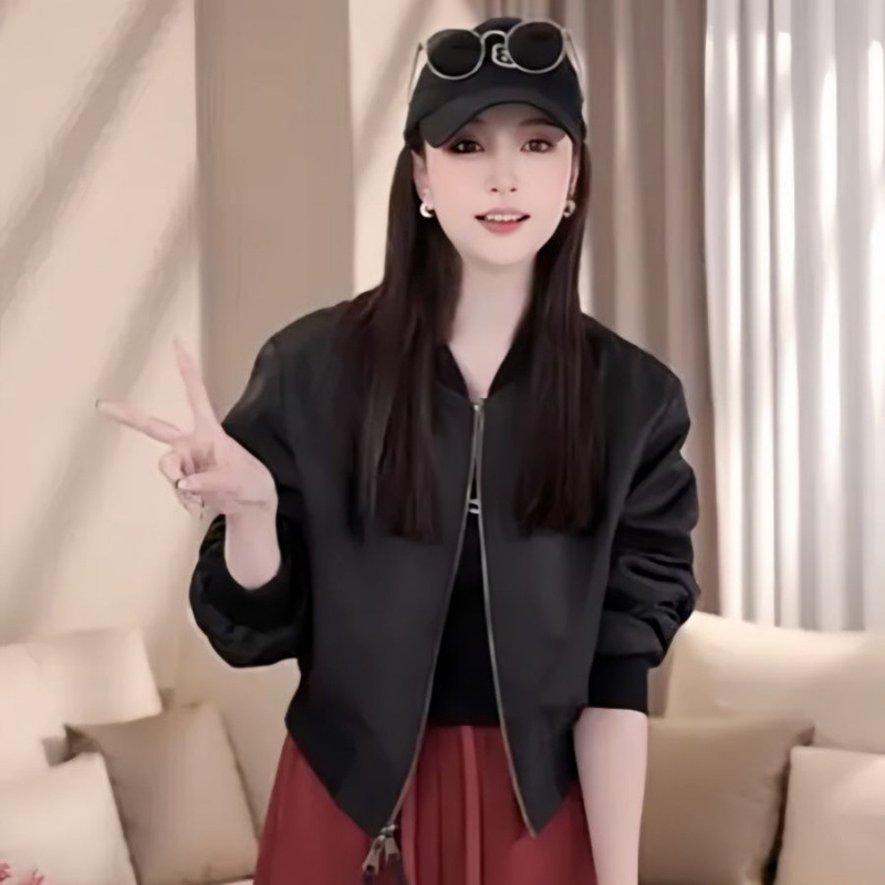 Moteriška chenille baseball striukė, ilgomis rankovėmis, polo apykaklė, laisvas siluetas, ruduo 2025