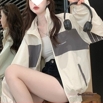 Moteriška trumpa bomber striukė be rankovių, laisvas kirpimas, stovinti apykaklė, chenille audinys, 95% spandeksas