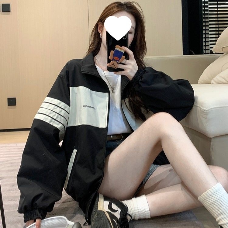 Moteriška trumpa bomber striukė be rankovių, laisvas kirpimas, stovinti apykaklė, chenille audinys, 95% spandeksas