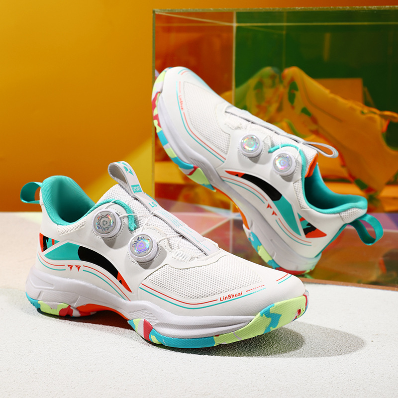 Badminton cipők, uniszex, lélegző, kopásálló, csúszásmentes, gumitalppal.