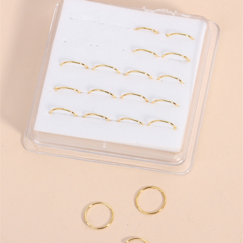 Deguna gredzens – minimālistisks apaļš ģeometrisks dizains, metāls, elektroplēšana 18K