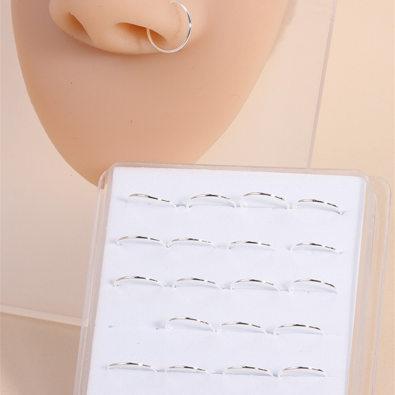 Deguna gredzens – minimālistisks apaļš ģeometrisks dizains, metāls, elektroplēšana 18K