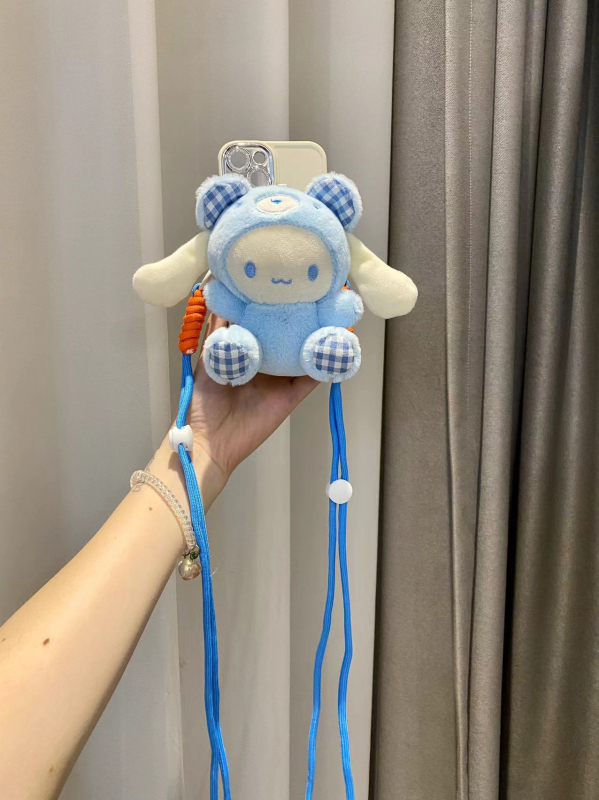 Plišano privjesak za telefon s klipsom i naramenicom – logotip otisnut sitotiskom, prilagodljiv dekor