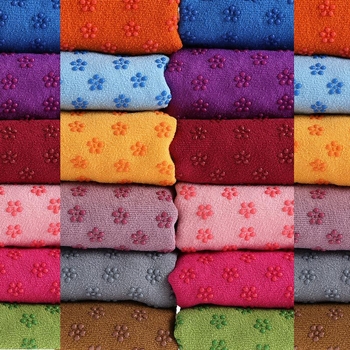 Jogos kilimėlio rankšluostis iš šilko žiedų pluošto, neslystantis, prakaito sugeriantis, galima skalbti mašinoje, plonas ir nešiojamas