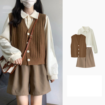 Moterų dviejų dalių komplektas: megzta liemenė ir megztiniai šortai, poliesteris, rudens koledžo stilius