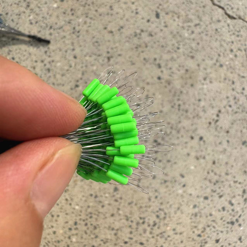 Silikona kosmiskās pērles makšķerēšanai, komplekts 100 gab.