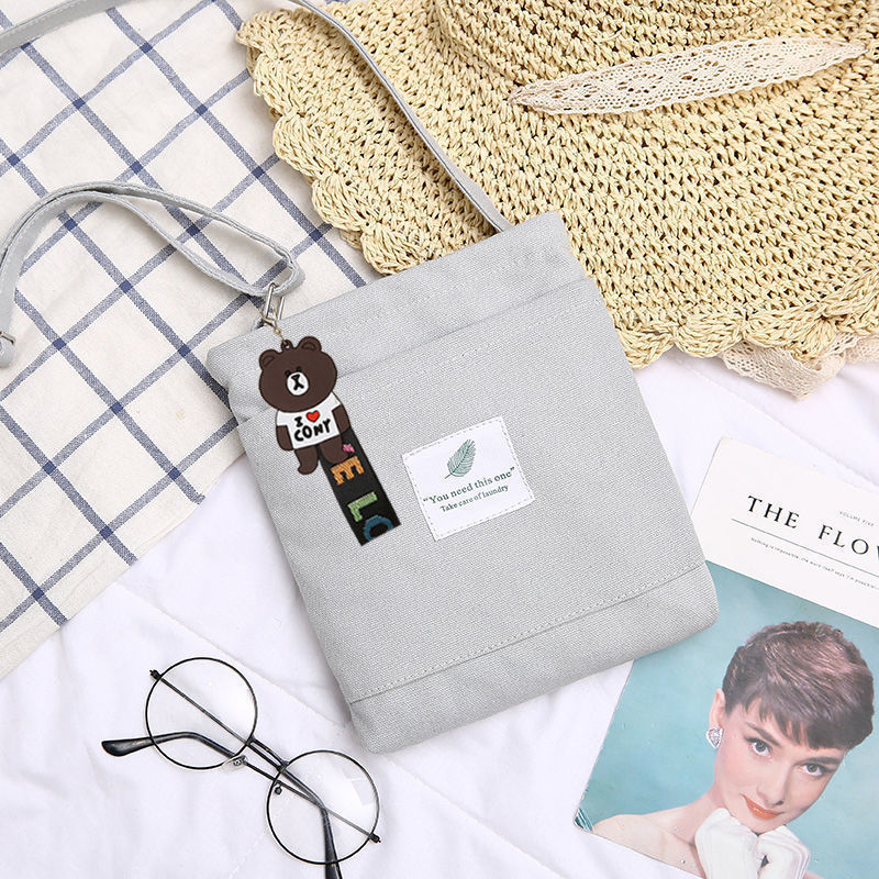 Geantă crossbody din pânză unisex, siluetă verticală pătrată, închidere cu fermoar, buzunar interior cu fermoar, buzunar interior tip patch, două bretele