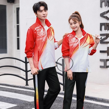 Sporta komplekts ar apdrukas rakstu, garas piedurknes, stāvoša apkakle, 80% poliester