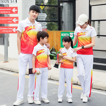 Детски летен спортен комплект с къс ръкав топ и панталони, полиестер 95%, без качулка, ежедневен стил за движение