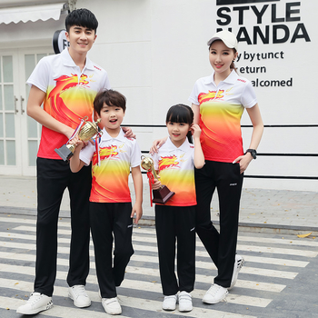 Детски летен спортен комплект с къс ръкав топ и панталони, полиестер 95%, без качулка, ежедневен стил за движение