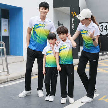 Детски летен спортен комплект с къс ръкав топ и панталони, полиестер 95%, без качулка, ежедневен стил за движение