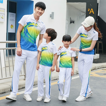 Детски летен спортен комплект с къс ръкав топ и панталони, полиестер 95%, без качулка, ежедневен стил за движение