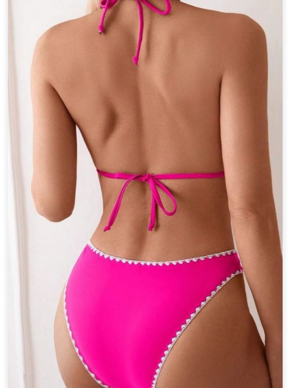 Ženski bikini set s halter vratom, trokutasti gornji dio, otvoren leđa, gradijentni uzorak, punjene kupaće, najlon/spandeks