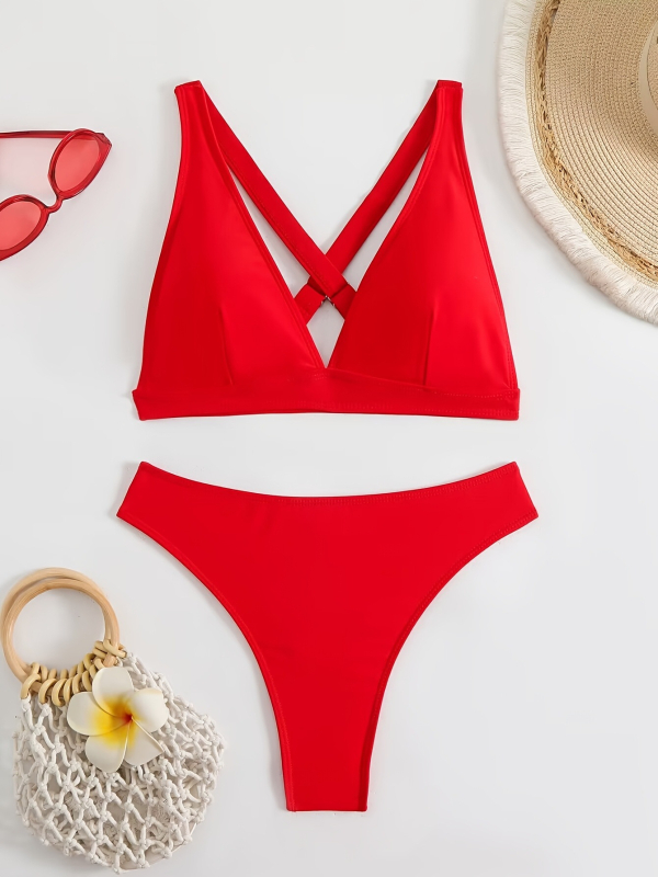Dva dijelni bikini set s vezicama na leđima, otvorena leđa, pun gornji dio; vanjski materijal 82% poliester, podstava 18% spandex