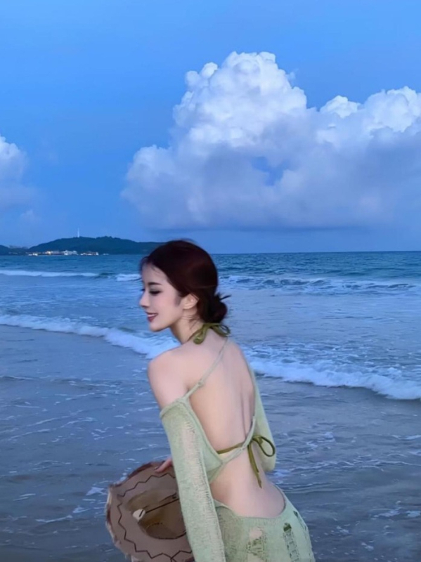 Costum de baie bikini în trei piese, cu acoperire cu mâneci lungi, cupe întărite, uscare rapidă, stil coreean