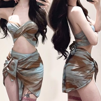 Комплект дамски бански от три части, градиентен принт, плат млечна коприна, 88% полиестер, подплънки за бюст