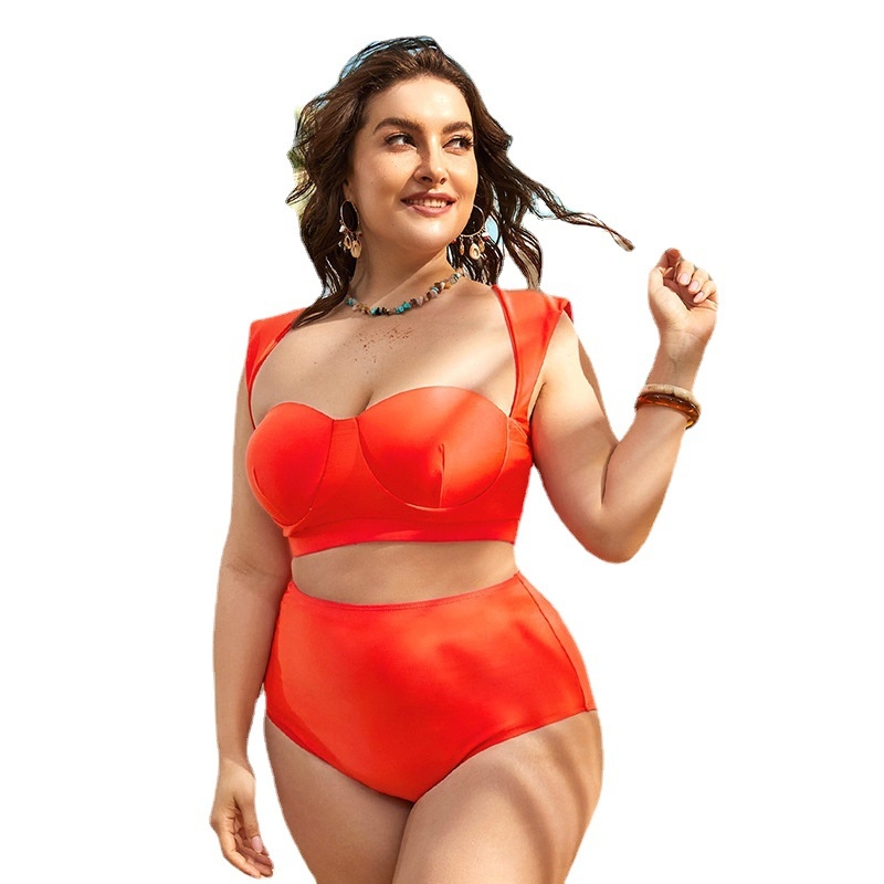 Set de bikini trei piese cu fustă, talie înaltă, acoperire a abdomenului, cupe cu padding, poliester 82% + elastan 18%, 260 g/m2