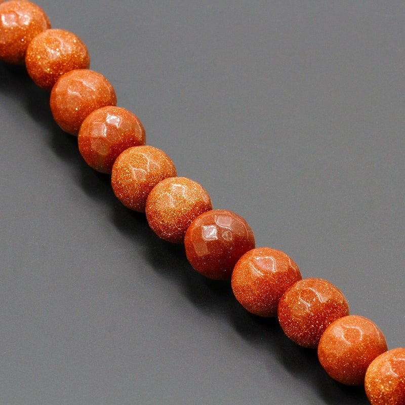 Laza gyöngyök – Yongyi Jewelry, anyag: zsinór