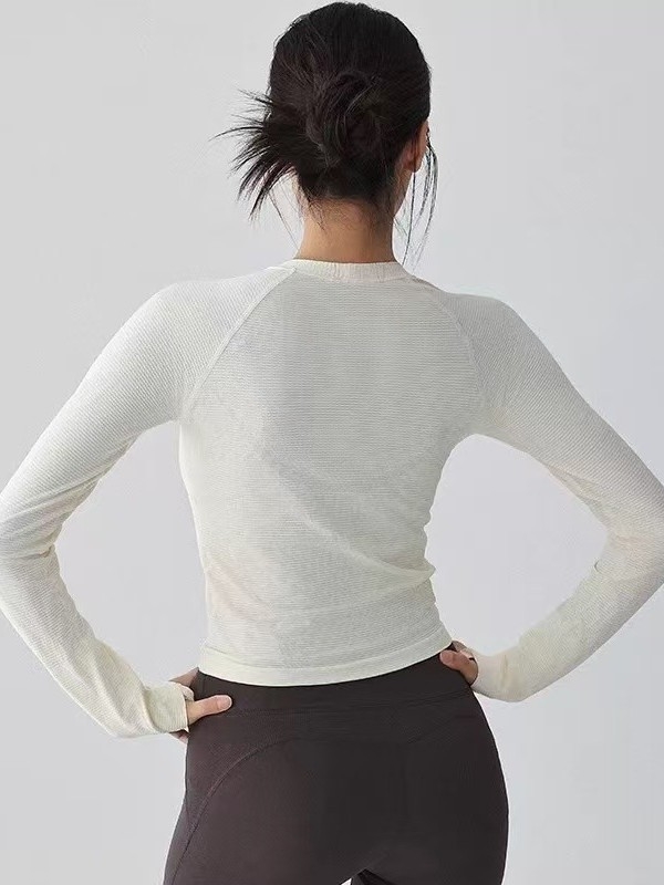 Sievietes jogas tops ar garām piedurknēm, neilona audums, sastāvs 92% neilons + 8% spandekss, tievs griezums