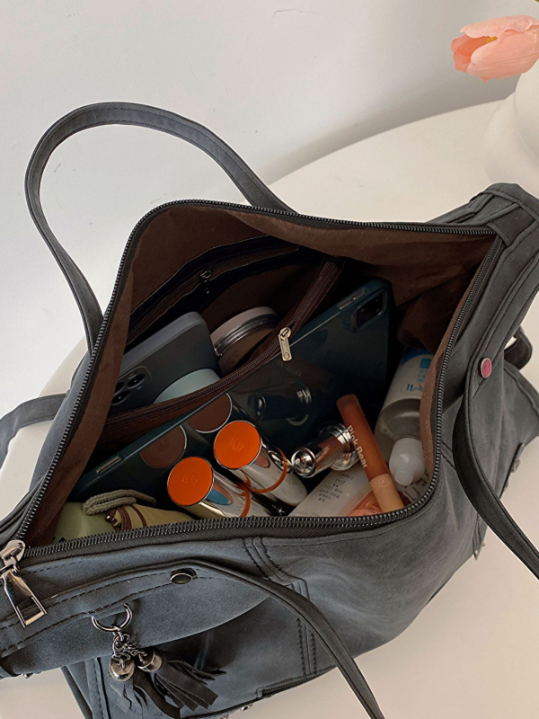 PU Tote kott horisontaalne ruudukujuline kuju, tõmbluku avamine, sisemine zip-tasku, keskmine kõvadus