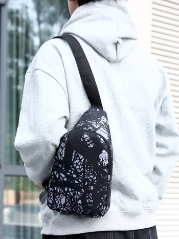 Vīriešu krūtņu soma ar siksnu: ģeometriskais raksts, Oxford audums, elpojoša oderējums no poliester, piemērota brīvdienu ceļojumiem (Materiāls: Oxford audums; Raksts: Ģeometriskais; Oderējums: Poliester; Elpojamība: Jā; Mērķis: Brīvdienu ceļojumi)