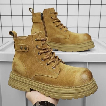 Muške Martin čizme od svinjske kože s gumenom sole, zaobljeni vrh, niski pet (1–3 cm), britanski stil