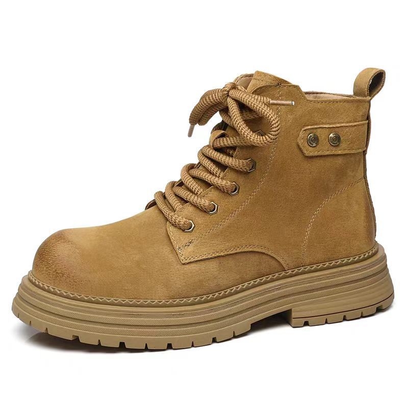 Muške Martin čizme od svinjske kože s gumenom sole, zaobljeni vrh, niski pet (1–3 cm), britanski stil