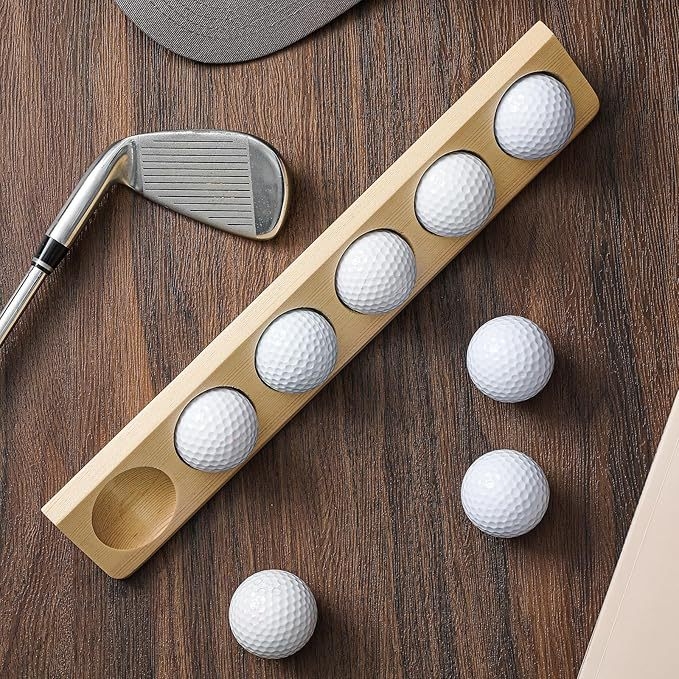 Drveni stalak za golf lopte za izlaganje — zidni, jednoslojni, moderni minimalistički stil