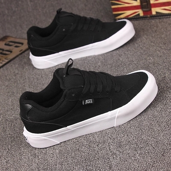 Vászon tornacipő – kerek orr, fűzővel, vulkanizált gumi talp, mindennapi viselet, uniszex