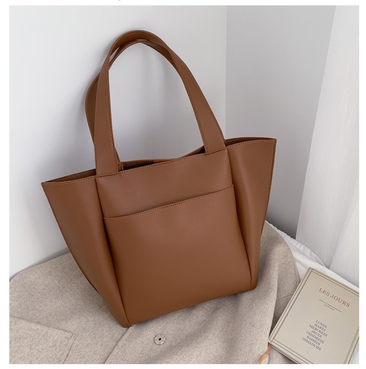 Taška Tote, PU materiál, street trend, zips, tvar vedra