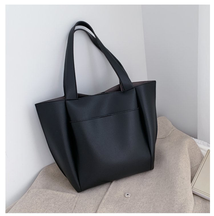 Taška Tote, PU materiál, street trend, zips, tvar vedra
