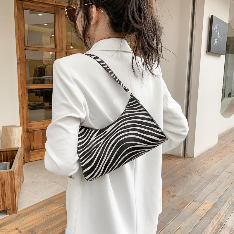 Jingzheng bags Ženska PU torbica u street-trend stilu, uzor leopard/krava/zebra, vodoravni kvadratni oblik, zatvaranje zipom, jedna naramenica