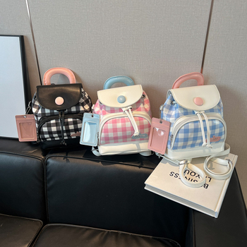 Мини раница с PU материал, градски стил, магнитно закопчаване, полиестерна облицовка, вътрешен джоб за мобилен телефон