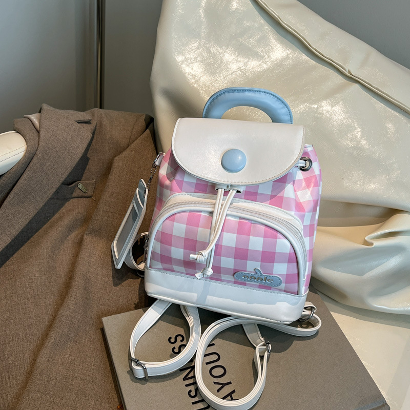 Мини раница с PU материал, градски стил, магнитно закопчаване, полиестерна облицовка, вътрешен джоб за мобилен телефон