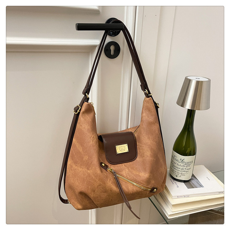 Unisex nylon tote torba s zatvaranjem na zip i unutarnjim džepom za telefon