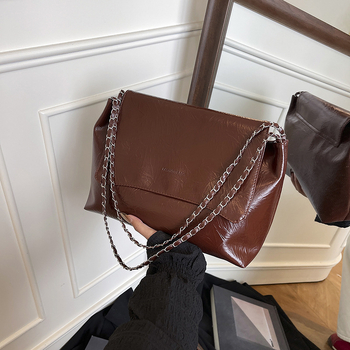 Lančasta Tote torba – gradski stil, PU materijal, horizontalni kvadratni oblik, zatvaranje poklopcem, poliester podstava