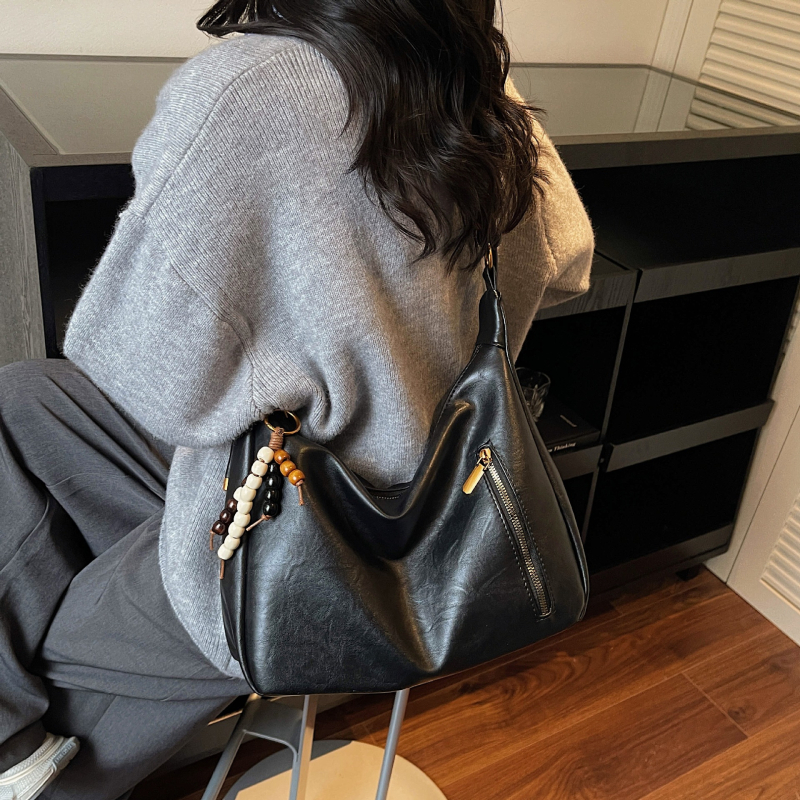 Naiste tote kott, linnalise minimalistliku stiiliga, PU nahk, polüestri vooder, tõmblukk avamine, sisemine tõmblukuga tasku, horisontaalne ruudu kuju, üks õlarihm, sobib crossbody kasutamiseks, sügisel 2025 väljaanne