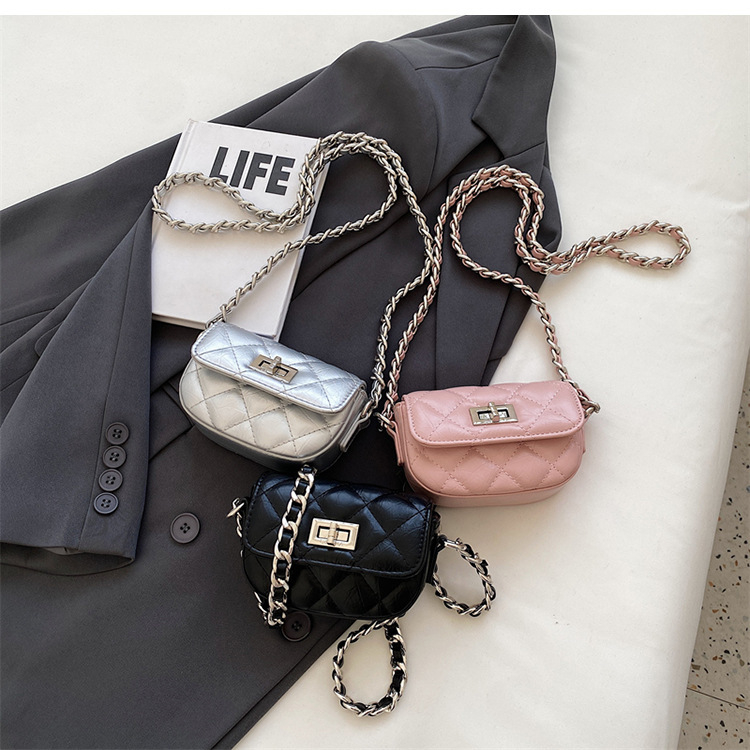 PU izvezeno crossbody torba, vodoravnog kvadratnog oblika, zatvarač za otvaranje, unutarnja džep s zatvaračem, podstava od poliester-cotton