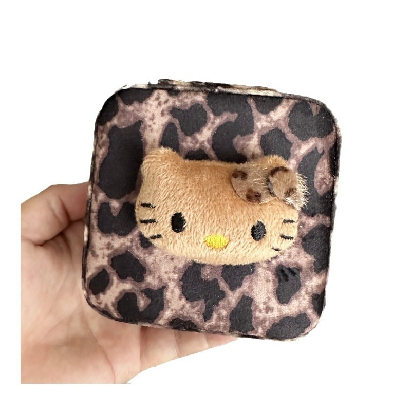 Kutija za nakit s leopard uzorkom od velura, zatvarač i odjeljci, stolni organizator, plastična konstrukcija