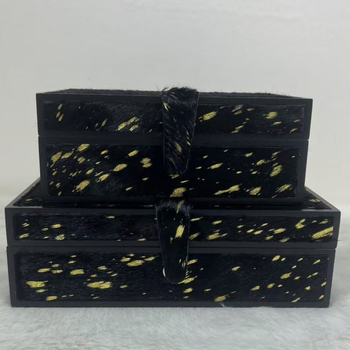 Шкатулка за бижута в Leisure стил, твърда конструкция; материя: Друг; подходяща за подарък за сватба, за пътуване и за служебни награди.