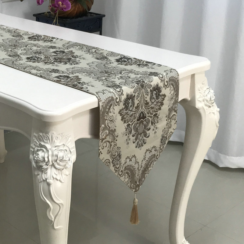 Asztalterítő európai ezüst jacquard virágos mintával, 85% poliészter / 15% polipropilén, testreszabható, Ronghe