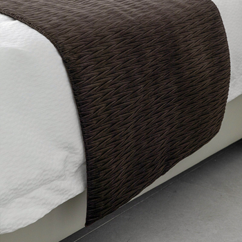 Voodiäärne runner ja dekoratiivpadi komplekt — polüester, kerge luksusstiil, ühtne muster, premium kvaliteet, litsentsitud erabrändid