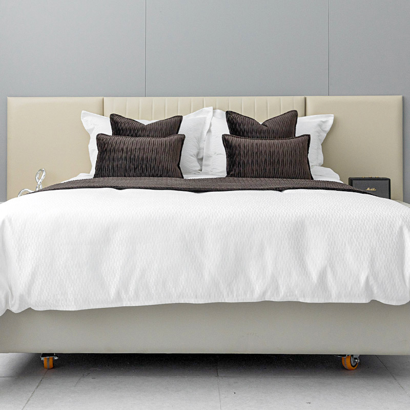 Hotellitoa voodi dekorekomplekt: voodiäärne lint ja padjad – materjal: polüester; stiil: kerge luksus; muster: ühevärviline; stiili positsioon: hotell